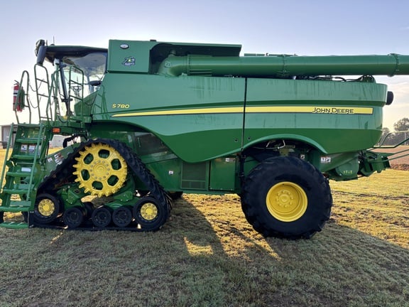 SOLD - 2022 John Deere S780 Stock No. 891949 Combines with 604 Hrs ...