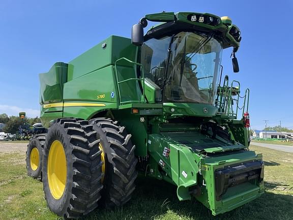 Image of John Deere S780 equipment image 4