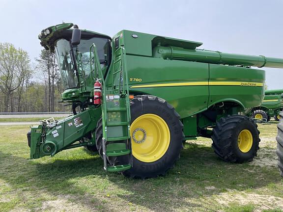 Image of John Deere S780 equipment image 1