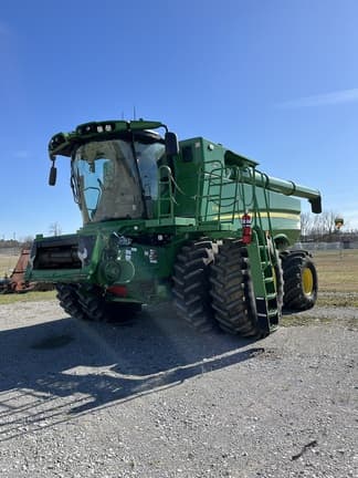 Main image John Deere S780