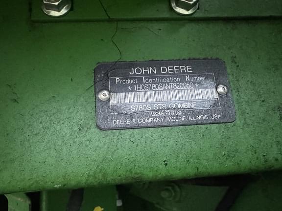 Image of John Deere S780 equipment image 4