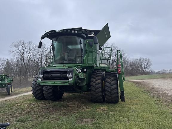 Image of John Deere S780 equipment image 3