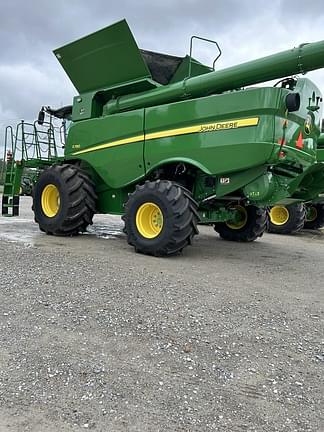 Image of John Deere S780 equipment image 4