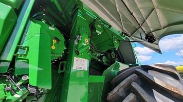 Main image John Deere S780 11