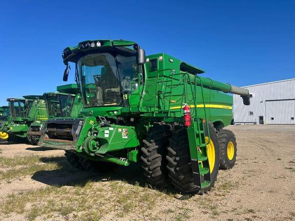 Image of John Deere S780 Primary image