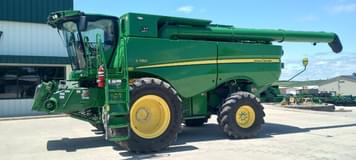 Main image John Deere S780