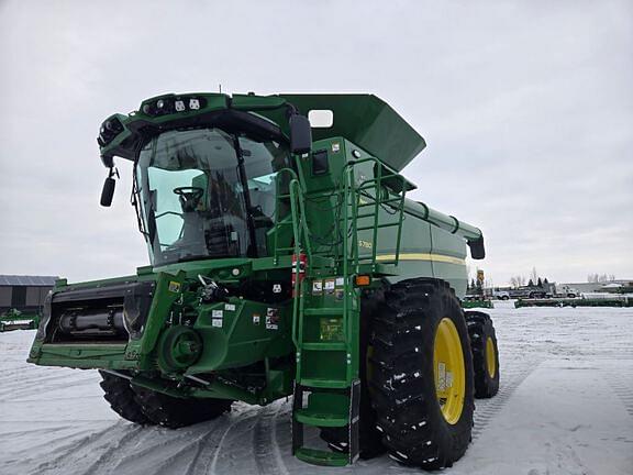 Image of John Deere S780 Primary image