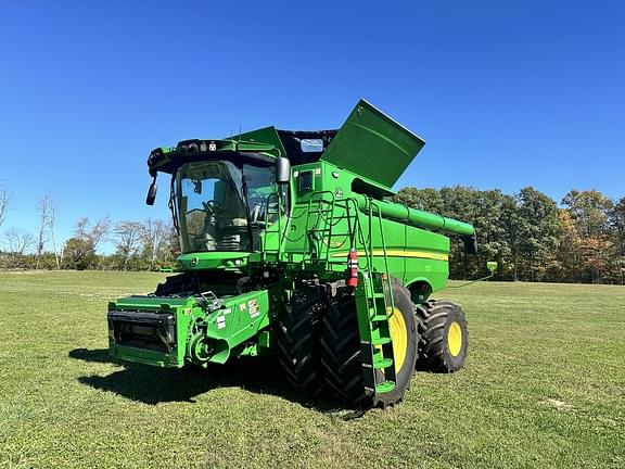 Image of John Deere S780 Primary image