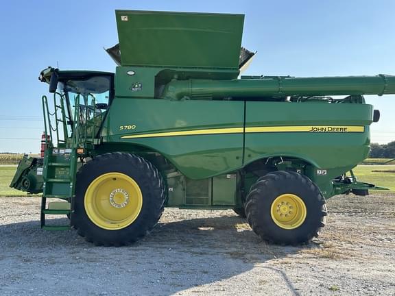 Image of John Deere S780 equipment image 3