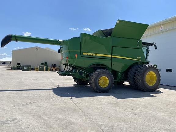 Image of John Deere S780 equipment image 2