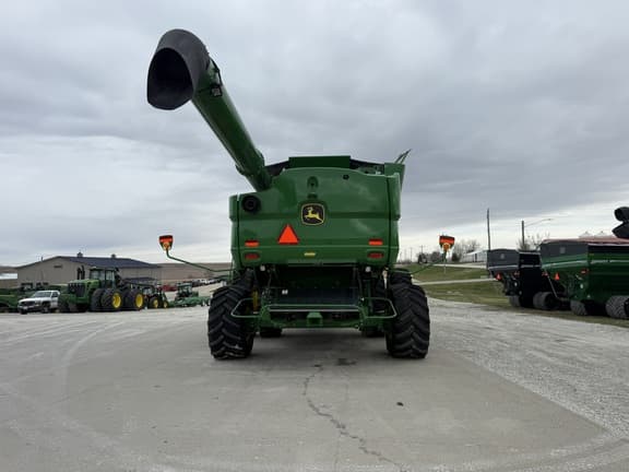 Image of John Deere S780 equipment image 3