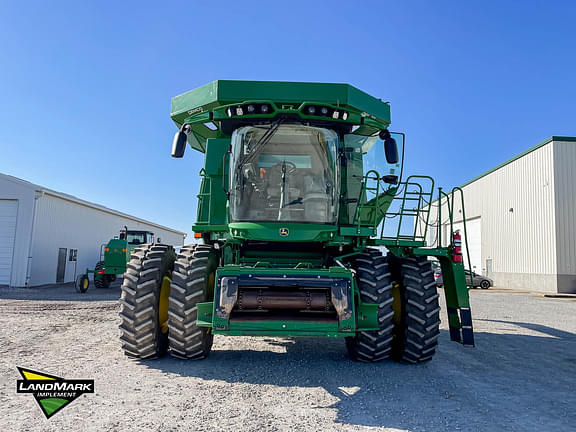 Image of John Deere S780 equipment image 2