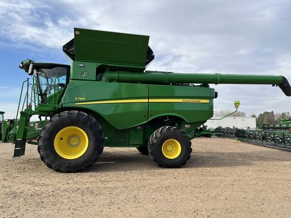 Main image John Deere S780