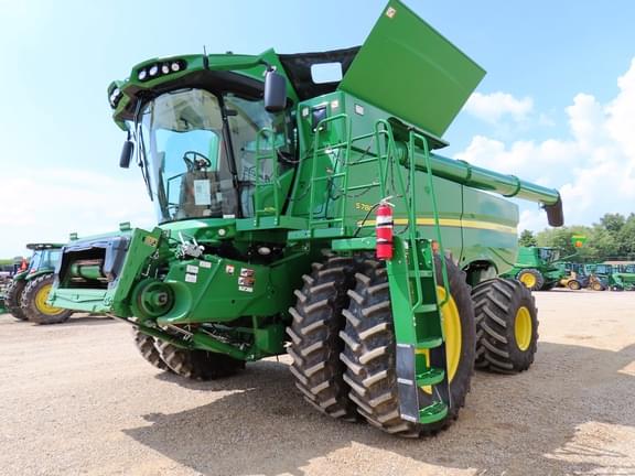 Image of John Deere S780 Primary image