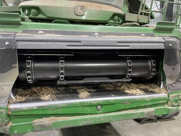 Image of John Deere S780 equipment image 4