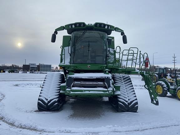 Image of John Deere S780 equipment image 3