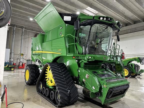 Image of John Deere S780 equipment image 2