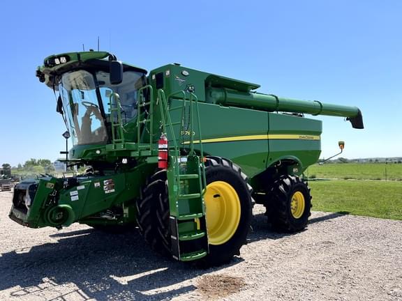 Image of John Deere S780 equipment image 3