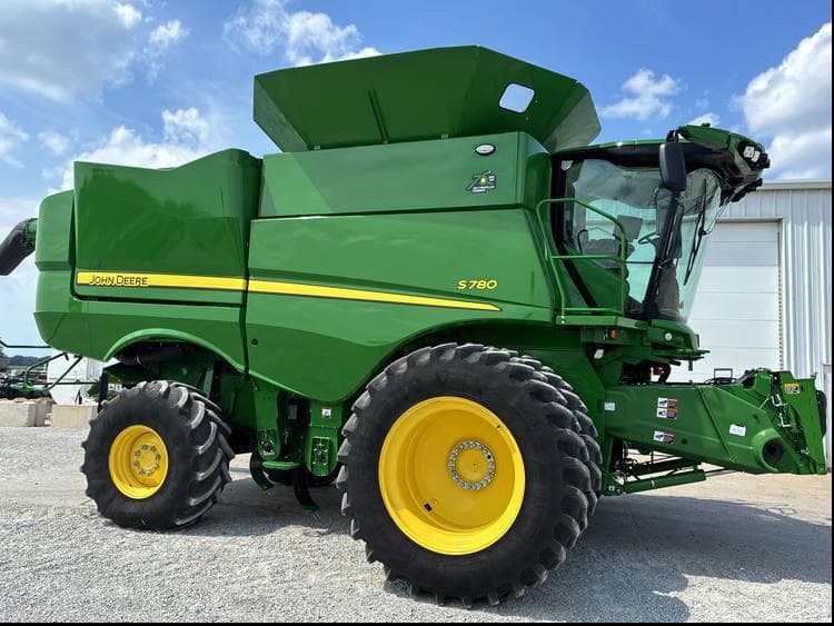 Image of John Deere S780 Primary image