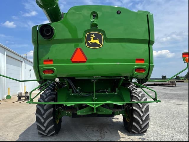 Image of John Deere S780 equipment image 4