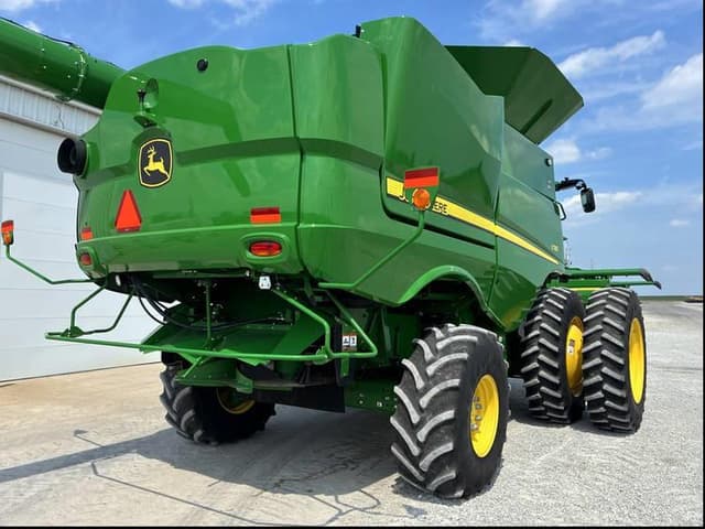 Image of John Deere S780 equipment image 3