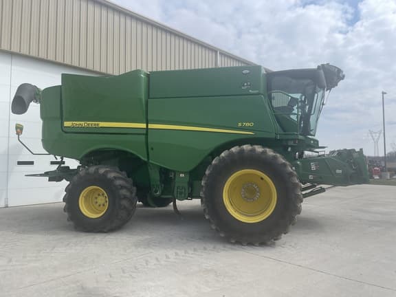 Image of John Deere S780 equipment image 3