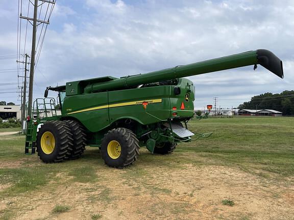 Image of John Deere S780 equipment image 1