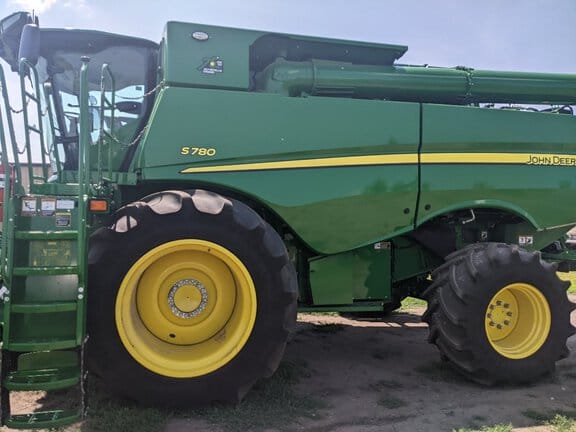 Main image John Deere S780