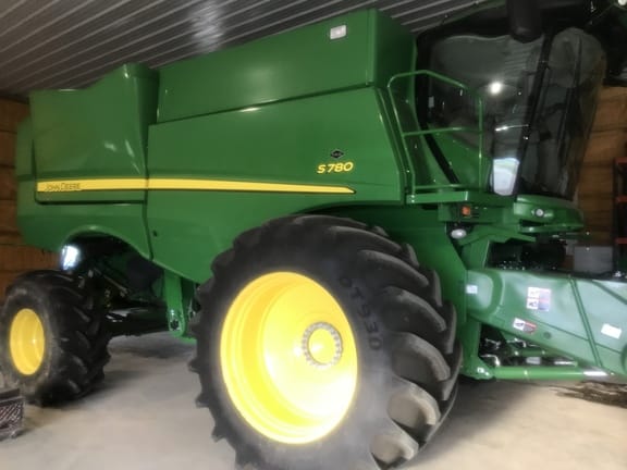 Main image John Deere S780