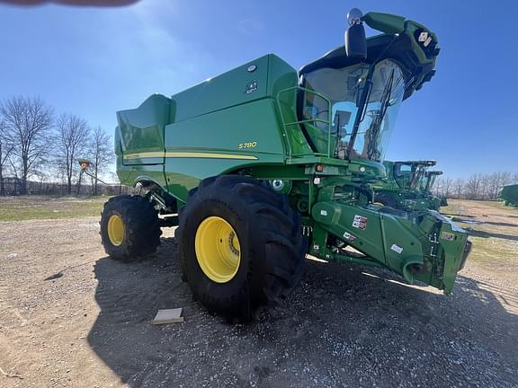 Image of John Deere S780 equipment image 3