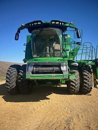 Image of John Deere S780 equipment image 2