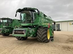 Image of John Deere S780 equipment image 2