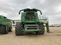 Image of John Deere S780 equipment image 4