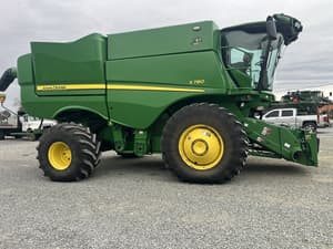 2022 John Deere S780 Image