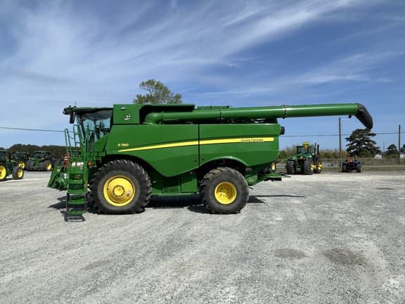 Image of John Deere S780 Primary image