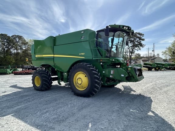 Image of John Deere S780 equipment image 4
