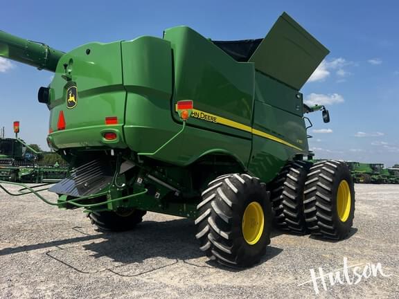 Image of John Deere S780 equipment image 3