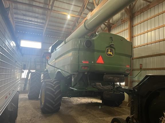 Image of John Deere S780 equipment image 4
