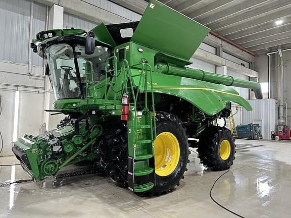 Image of John Deere S780 equipment image 3