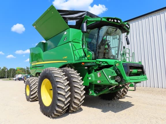 Image of John Deere S780 equipment image 4