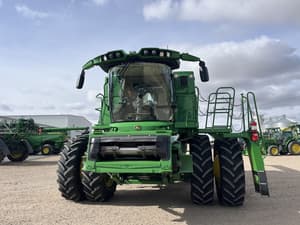 2022 John Deere S780 Image