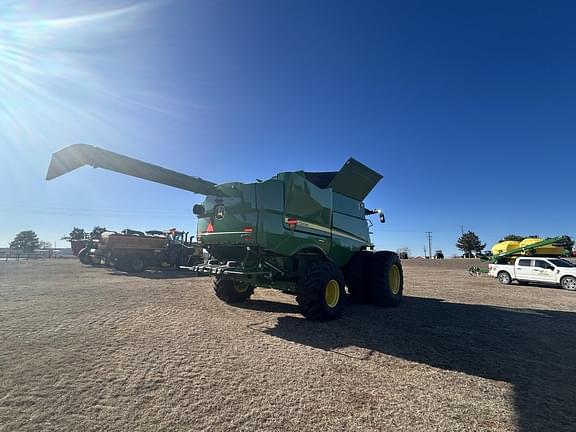 Image of John Deere S780 equipment image 3