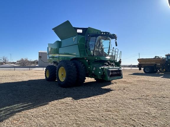 Image of John Deere S780 equipment image 4