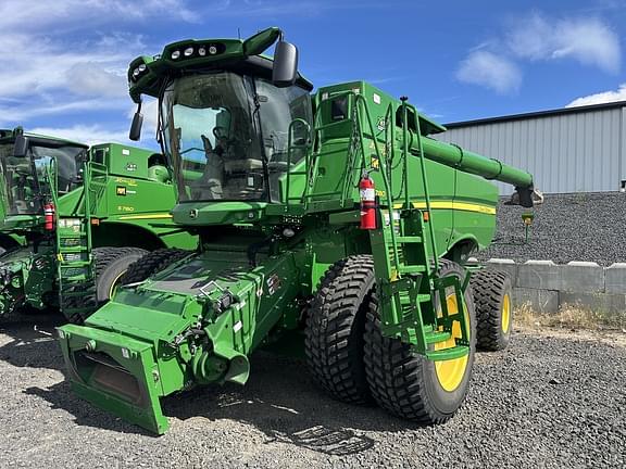 Image of John Deere S780 Image 0