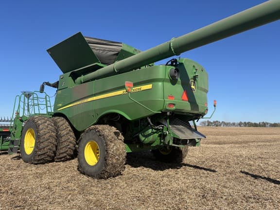 Image of John Deere S780 equipment image 3