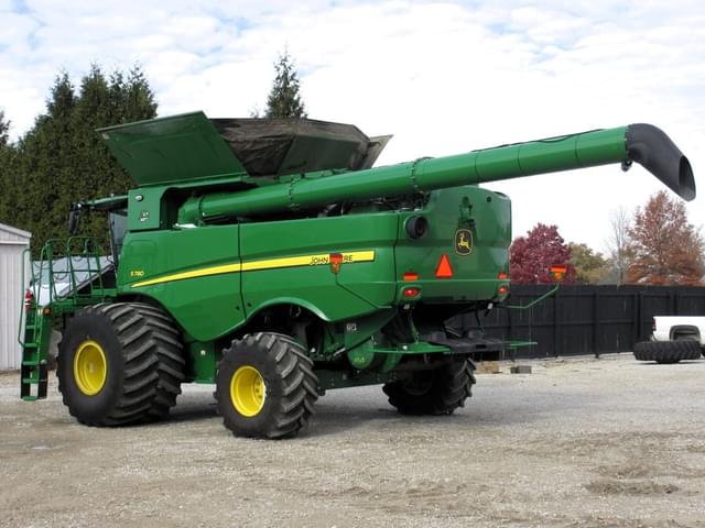 Image of John Deere S780 equipment image 4