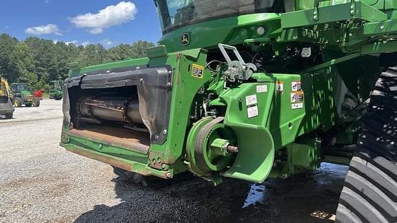 Image of John Deere S780 equipment image 4