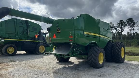 Image of John Deere S780 equipment image 3