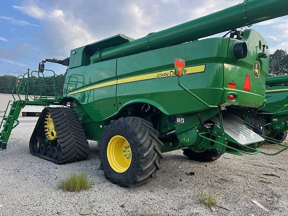Image of John Deere S780 equipment image 4