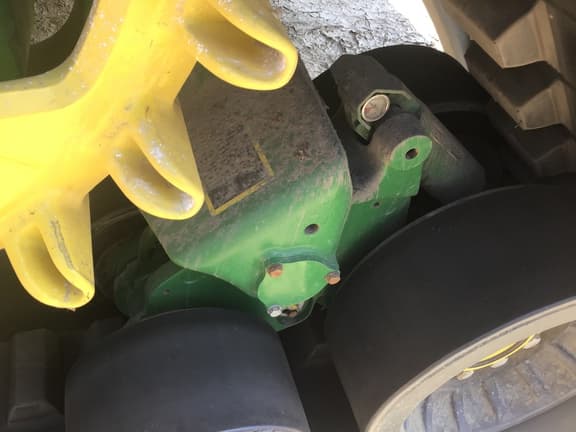 Image of John Deere S780 equipment image 2